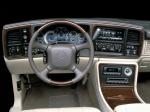 Cadillac Escalade 2001 года